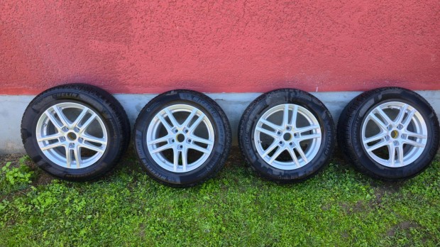 Dezent Suzukira val alufelni, tligumival, Tpms-el