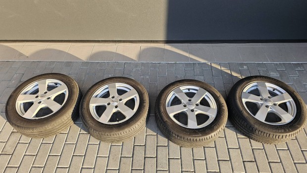 Dezent alufelni 16" Michelin 205/55/R16 nyári gumival