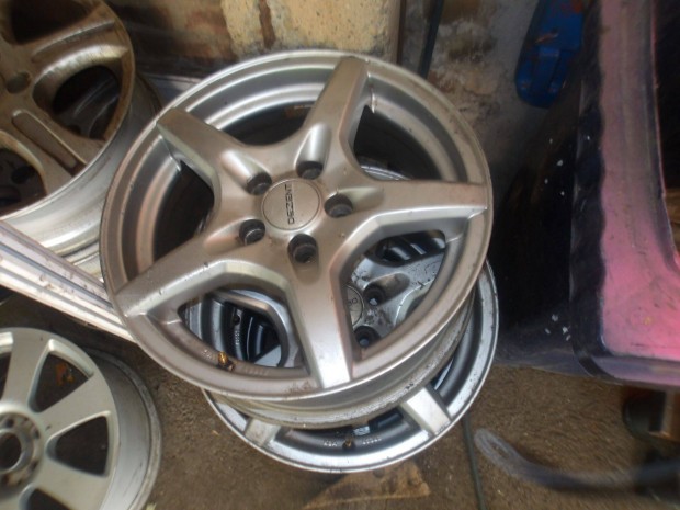Dezent alufelni 5x100 15"