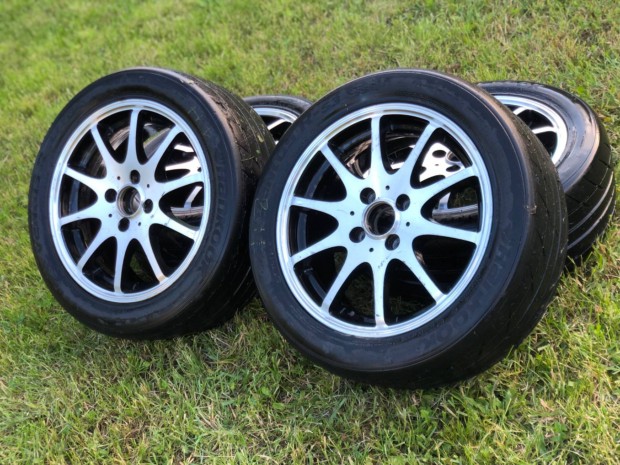 Dezent alufelni + 195/50R15 semi-slick