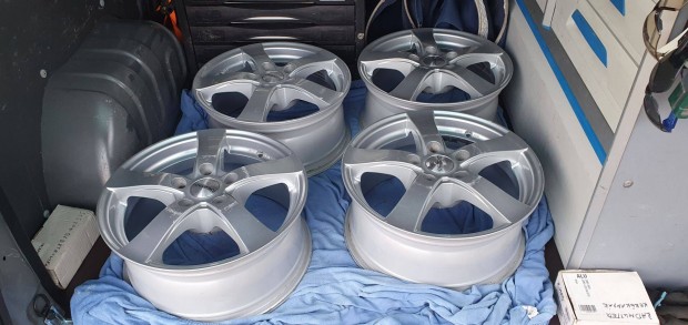 Dezent felni 5x114,3