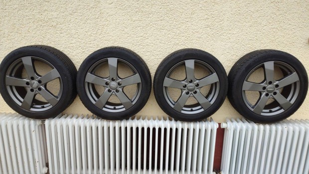 Dezent felni garnit�ra, ny�ri gumikkal elad�!