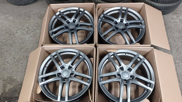 Dezent �j Graphite matt 5x112 lyukoszt�s� 18 colos alu felni garnit�ra