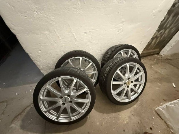 Dezent v-hankook ventus v12 evo2