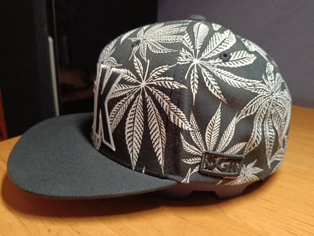 Dgk Cannabis Snapback új