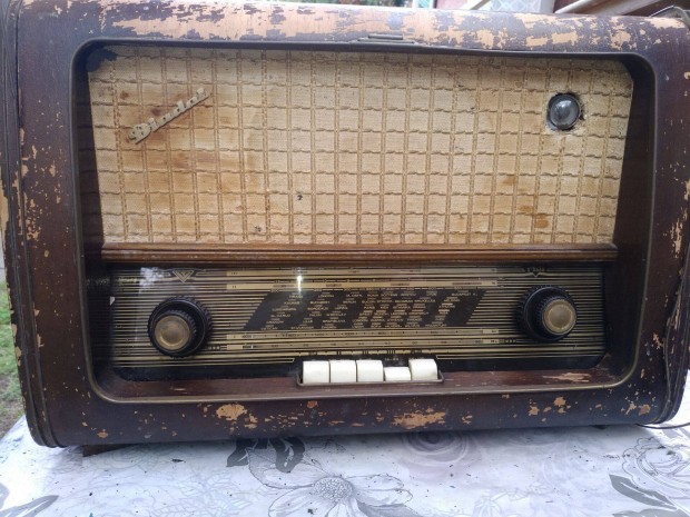 Diadal R8668 csöves rádió retro Vadásztölténygyár
