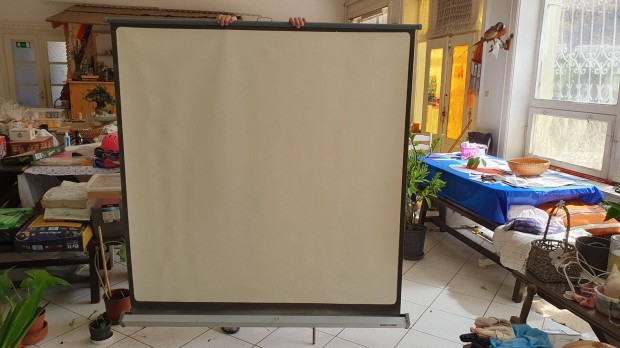 Diafilm dia Vetítő vászon 150cm széles 160 cm hosszú