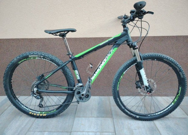 Diamondback 27,5" -os olaj-tárcsafékes, légteleszkópos MTB