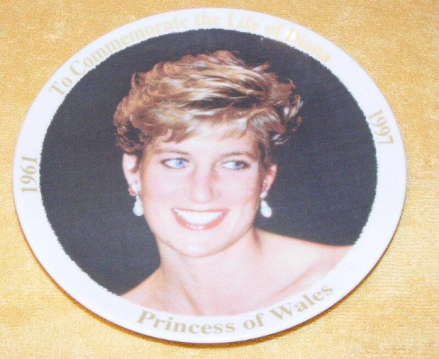 Diana hercegn porceln tnyr