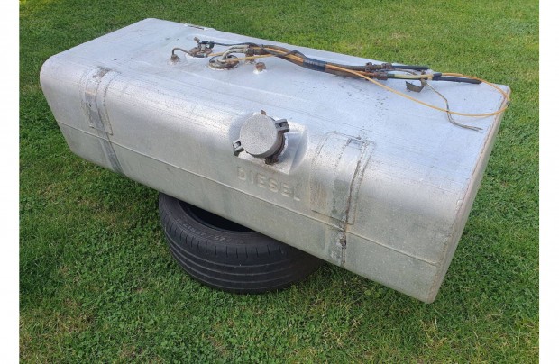 Diesel üzemanyag tank gázolaj alu tartály