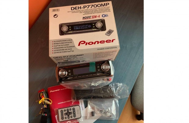 Digit�lis CD/DAB control High Power CD/MP3/Auto r�di�