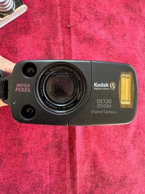 Digitlis fnykpezgp gyjti darab Kodak DC 120 Zoom filmes fnykp