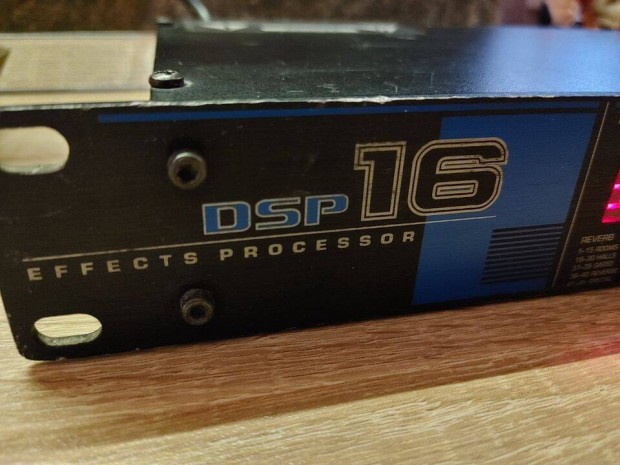 Digitech DSP 16 effektus processzor