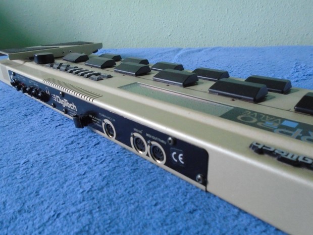 Digitech RP-20 csöves multieffekt