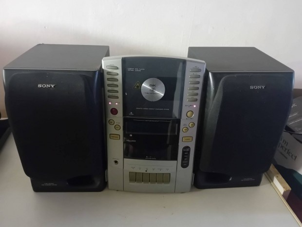 Dik mini hi-fi, Sony hangfalakkal