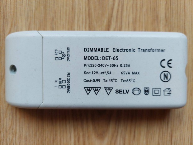 Dimmable Fnyerszablyozhat elektronikus transzformtor DET-65