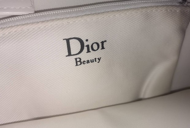 Dior Beauty j neszeszer jl pakolhat bels zsebbel 