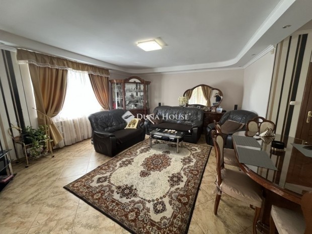 Di�sdi elad� 190 nm-es h�z