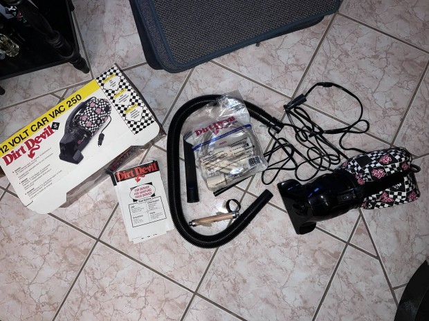 Dirt devil 12V szivargyujts kzi porszv 