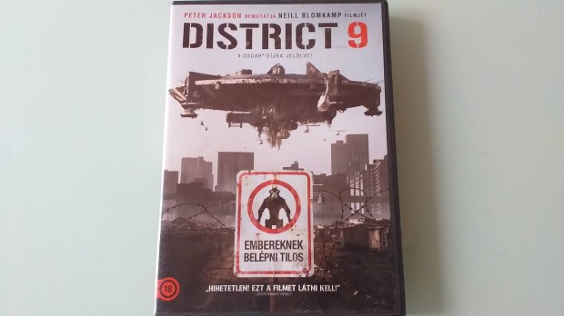 Discrict 9 sci/fi DVD film