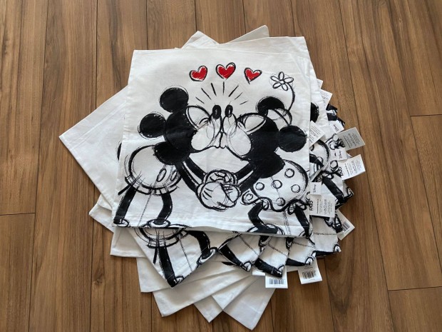 Disney Mickey Minnie dszprnahuzat 40 x 40 cm