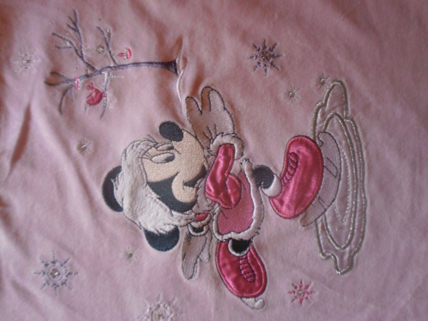 Disney Minnie egeres fels 9-10 ves kislnyra