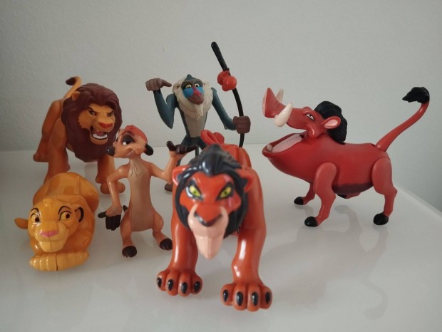 Disney Oroszlnkirly vintage figurk / 6 db