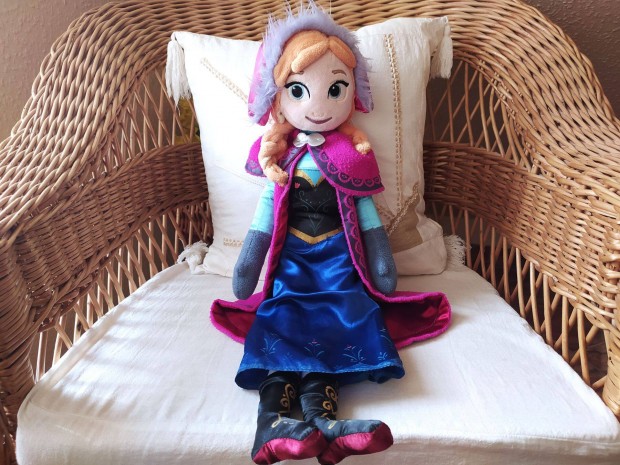 Disney Store Jégvarázs Anna plüss mesefigura