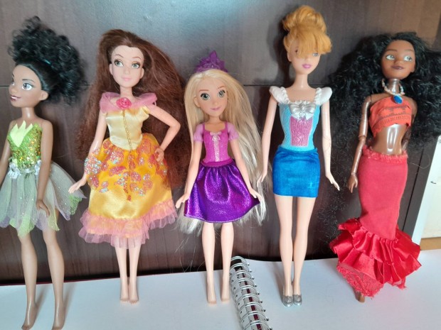 Disney hercegn barbie babk egytt az 5 db