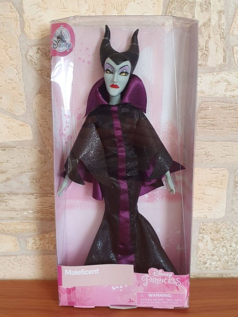 Disney store Demona baba