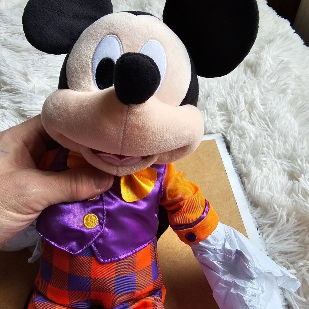 Disney store Mickey eg�r teljesen �j cimk�s 2021 es kiad�s szem�lyese