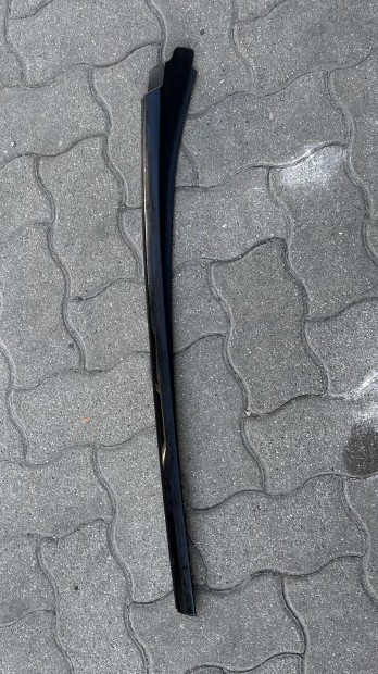 Diszl�c A2136901182 elad�