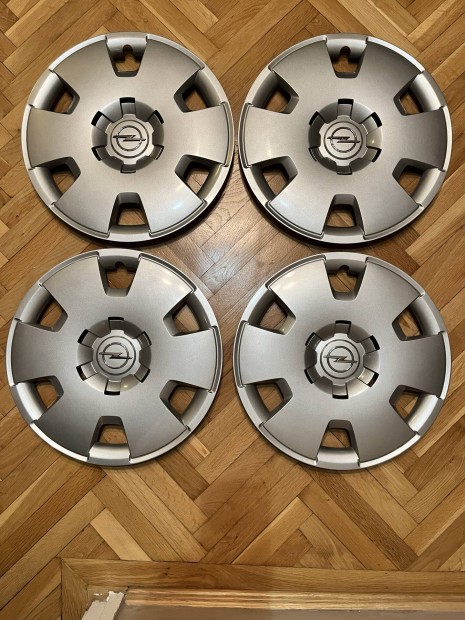 Dsztrcsa 16" gyri Opel