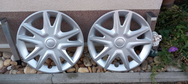Dsztrcsa Ford 15"-os 2db elad!
