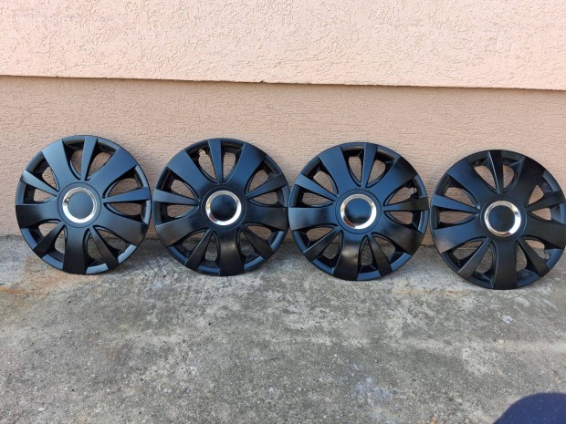 D�szt�rcsa Garnit�ra 15". Haszn�lt J� �llapotban Elad�