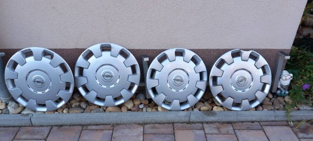 Dsztrcsa garnitra Opel 15"-os elad!