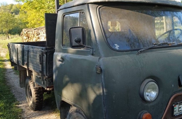 Dzel, plats Uaz elad