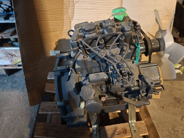Dízel motor Perkins Új önindító+generátorral három hengeres