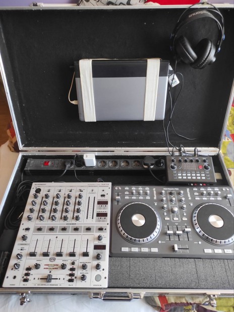 Dj kever rack Samsung numark kontroller