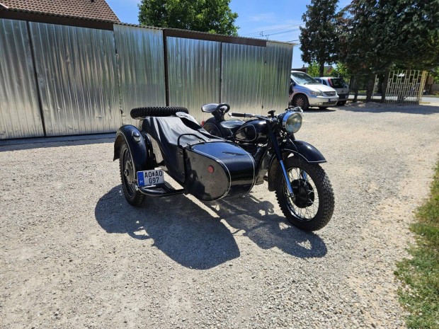 Dnepr K 750 magyar. műszakis