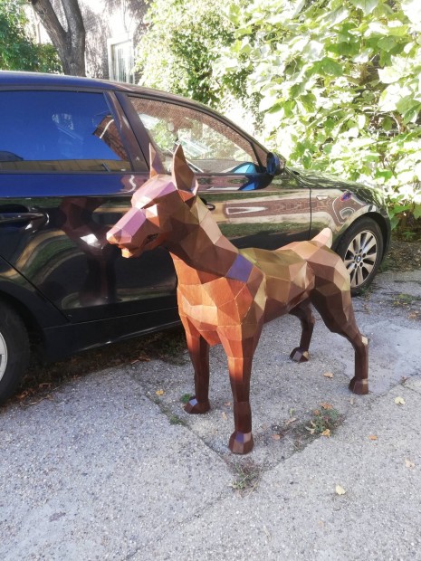 Dobermann szobor. Lakásdekoráció