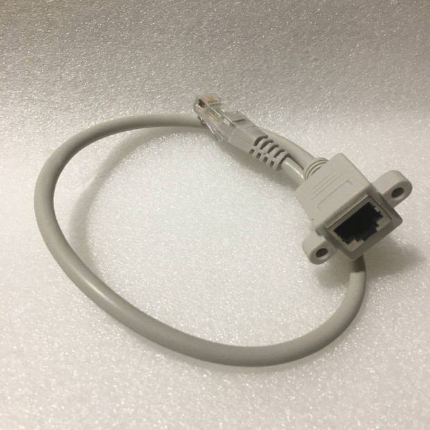 Dobozba szerelhet egyenes bekts Ethernet kbel aljzattal s RJ45