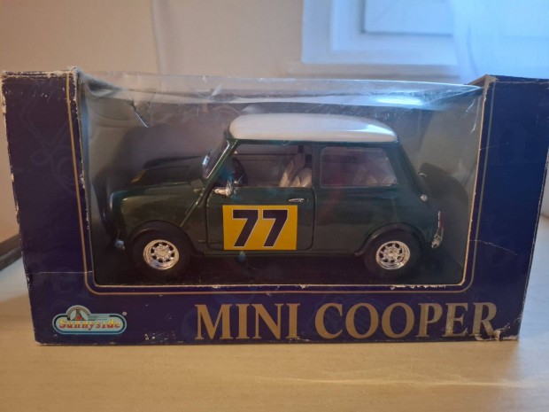 Dobozos Mini Cooper Rally 1:18