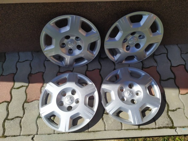 Dodge 16" dsztrcsa