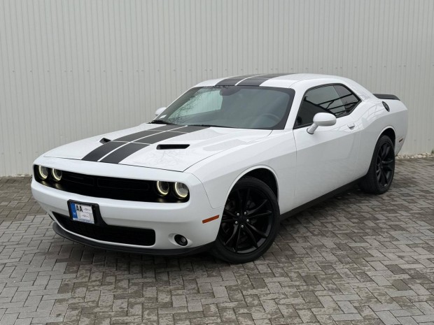Dodge Challenger 3.6 V6. Multim�dia.Carplay.LED...