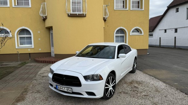 Dodge Charger 5.7RT-V8-Hemi-2014