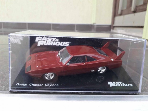 Dodge Charger Daytona 1:43 1/43 Hallos iramban