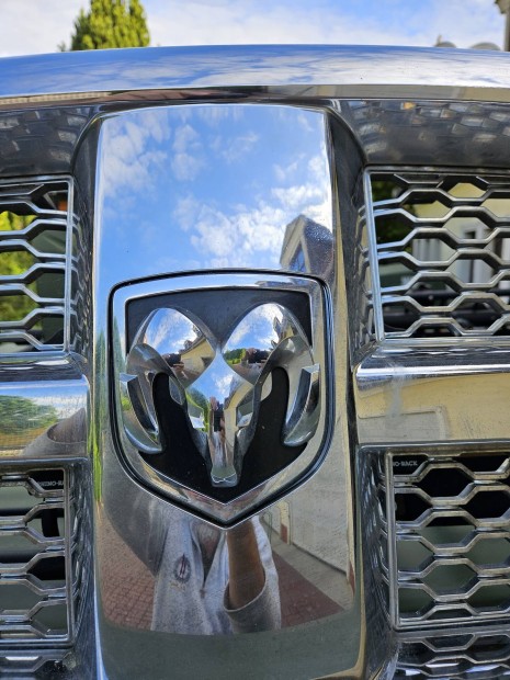 Dodge RAM 1500 4thgen. Hűtőrács