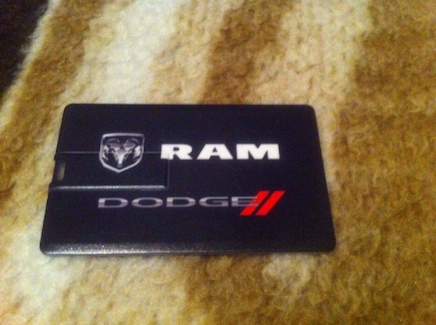 Dodge RAM USB lap, krtya pendrive 4 GB