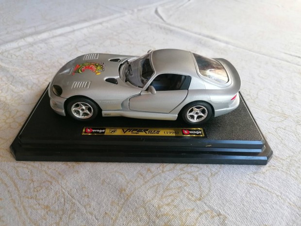 Dodge Viper 1:24 Burago